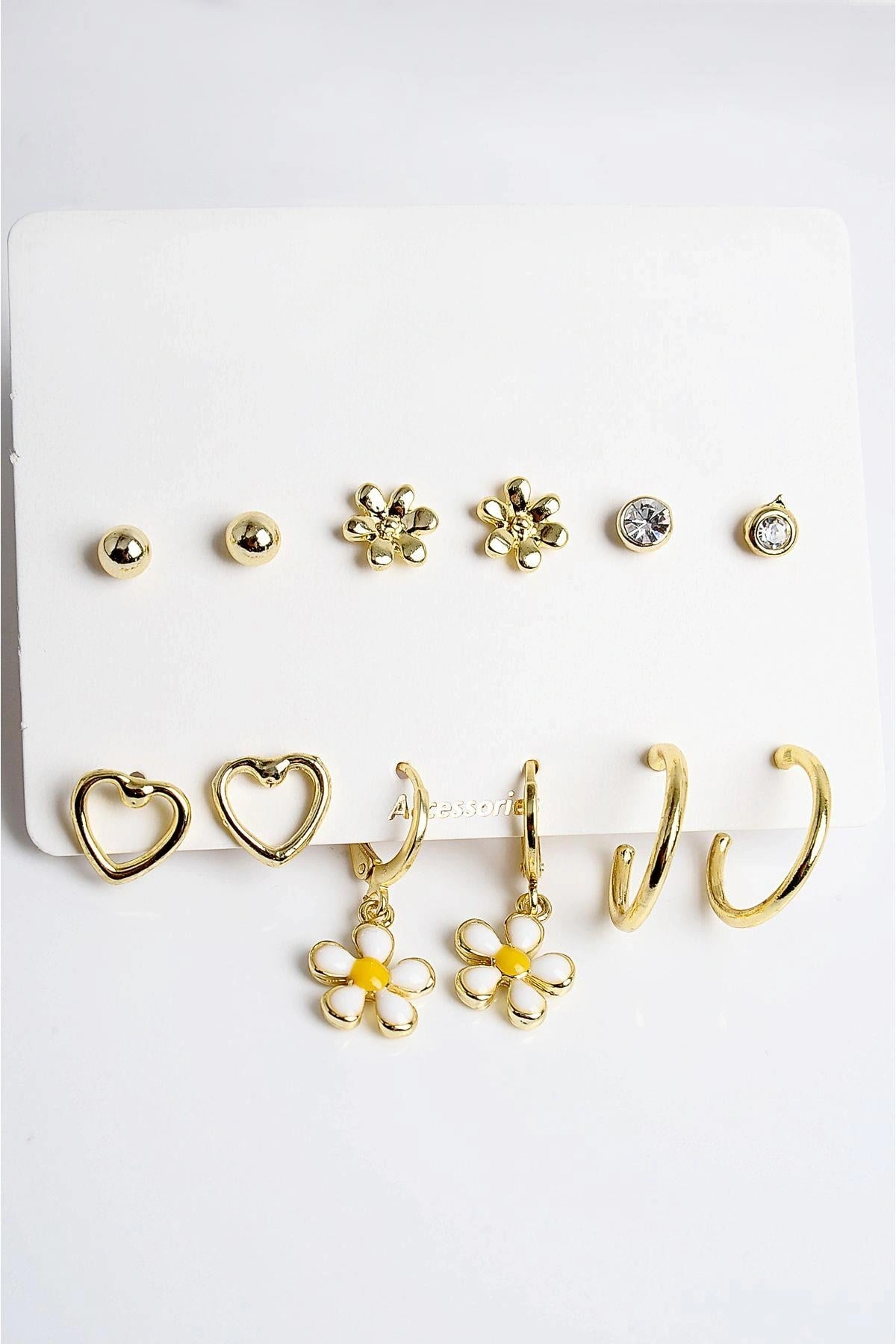 Kalp Ve Papatya Tasarımlı Halka Küpeli 12li Küpe Seti