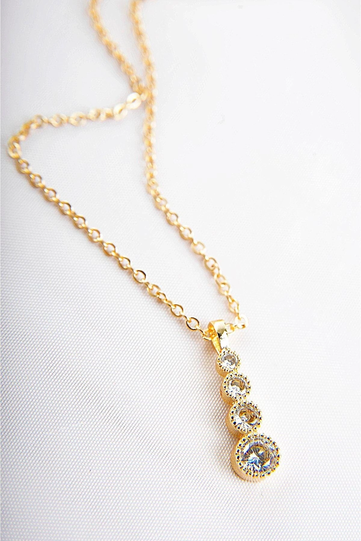 Özel Tasarımlı Zirkon Taşlı Kolye