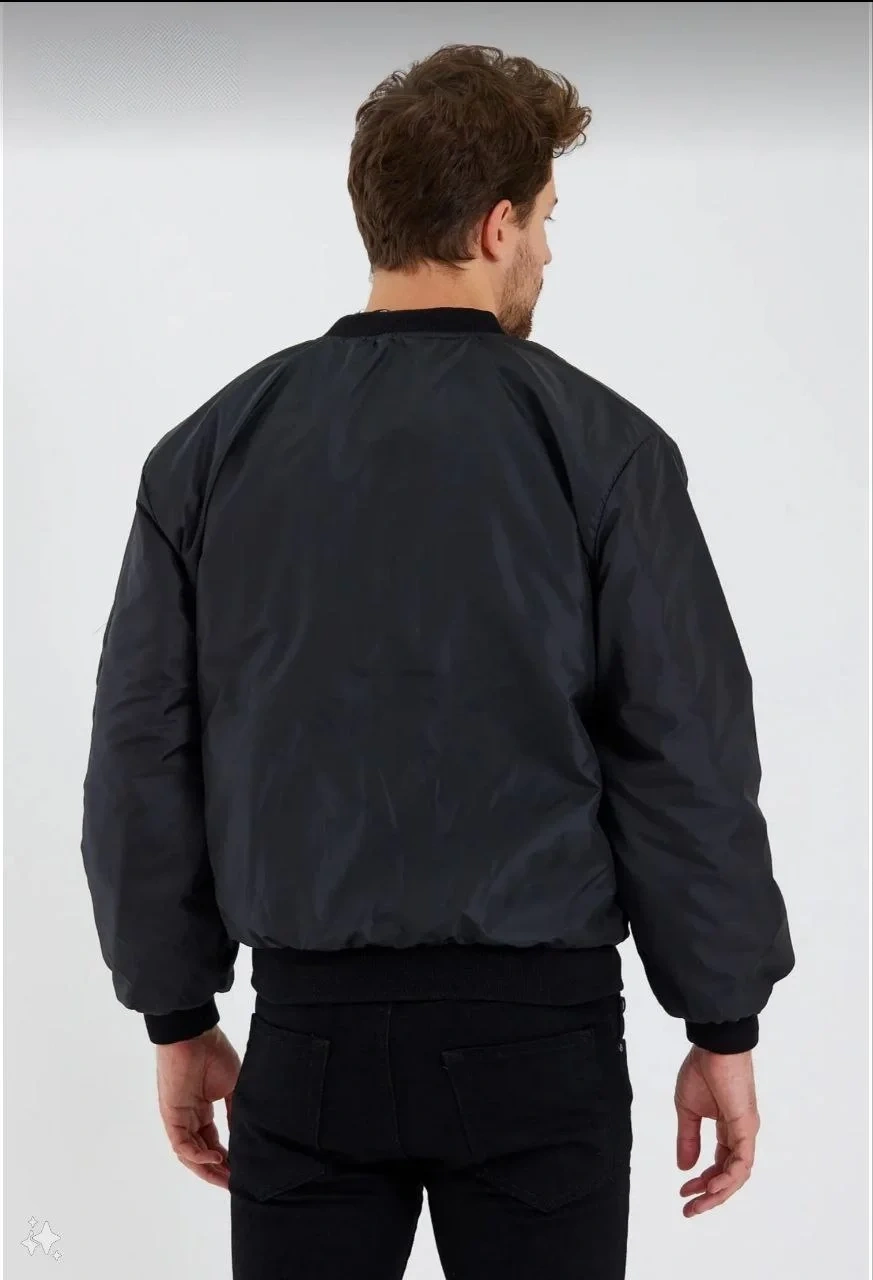 Unisex Siyah Bomber Mont – Su İtici Kumaş, Kapitone Astarlı, Fermuarlı ve Günlük Kullanıma Uygun Ceket- Siyah