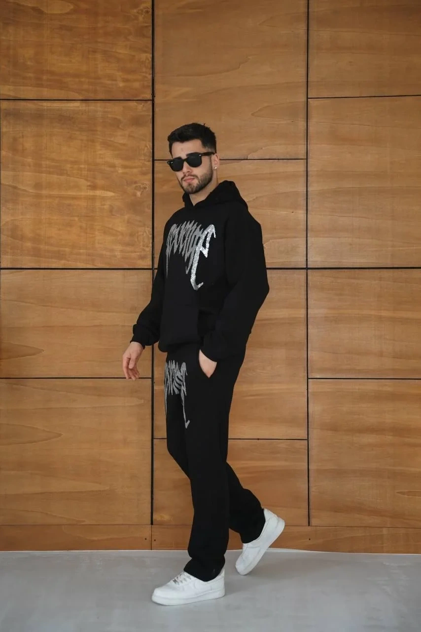 Erkek Premium Taş Baskılı Eşofman Takım Revenge Model (Siyah) Kapüşonlu Üst + Taşlı Baskılı Alt Modern Streetwear Tarzı Oversize Rahat Kalıp 3 iplik Pamuklu - Siyah