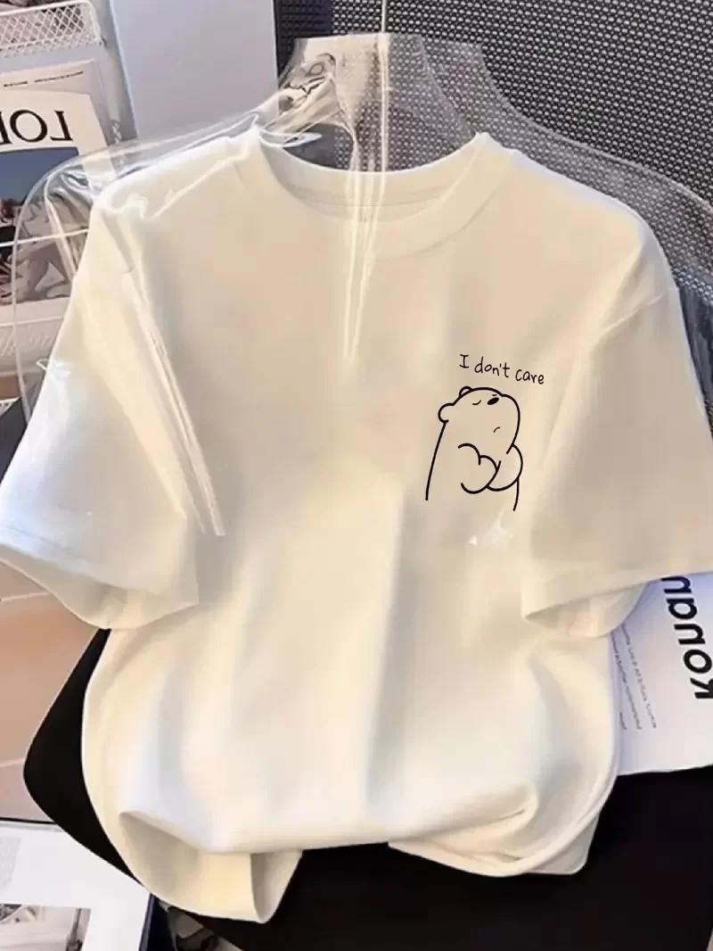 [Günlük T-Shirt] Hafif Kadın Günlük T-Shirt | Bol Kesim, Kısa Kollu, Yuvarlak Yaka, Eğlenceli Karikatür Ayı ve Umrumda Değil Baskı - Günlük Stil, İlkbahar/Yaz- Beyaz