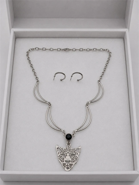 Leopar Detaylı Gümüş Renk 2li Gerdanlık Kolye Küpe Seti