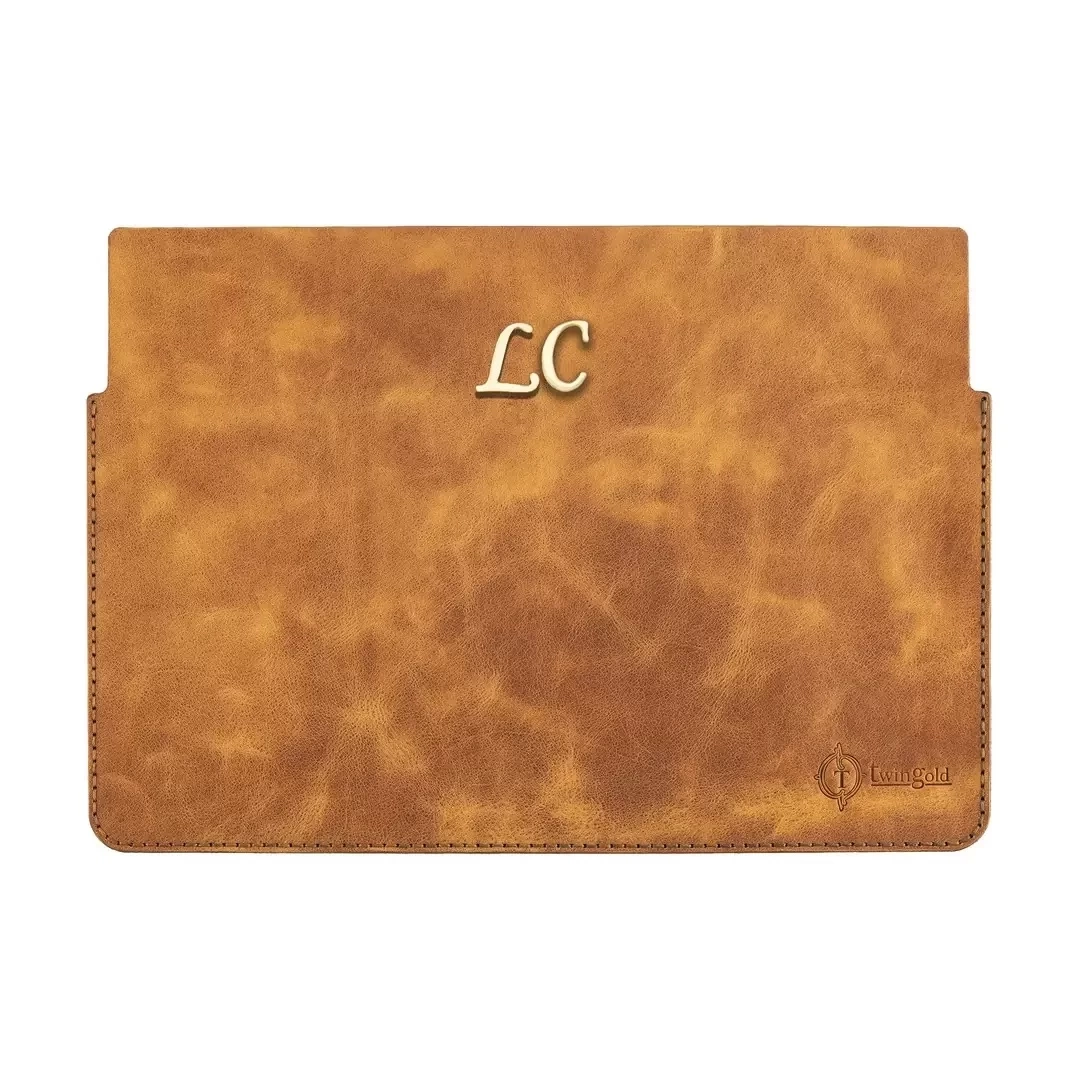 İsme Özel Macbook Kılıfı - %100 Rainbow Deri - ET02002 - Camel