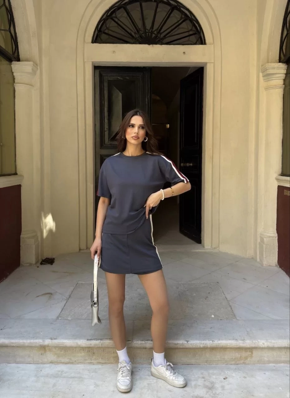 Osy Modal yumuşak dokulu Kumaş Kadın Parçalı Bisiklet Yaka T-shirt Mini Şortlu Etek İkili Takım - Füme