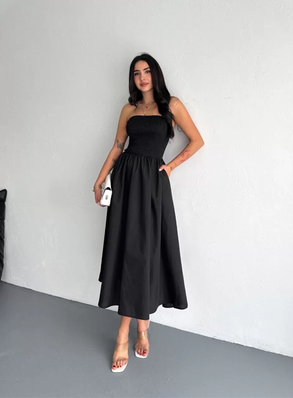 Straplez Pileli Elbise - Siyah