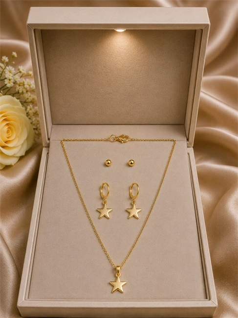 Yıldız Detaylı Gold Renk 3lü Kolye Küpe Seti