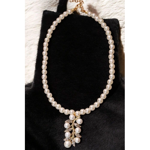 Desenli İncili Büyük Çiçekli Tasarımlı Gümüş Kaplamalı İnci Kolye