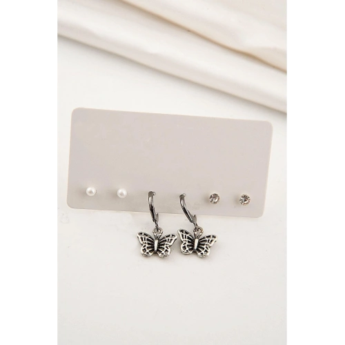 Kelebek Tasarımlı Gold Renkli Sallantılı Küpe