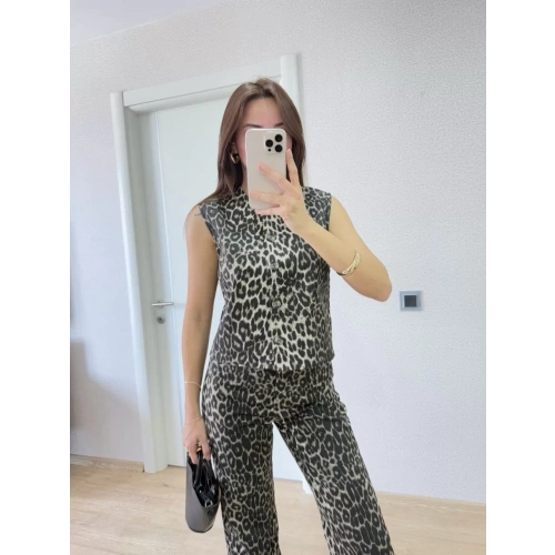 leopar desenli Düğmeli Bluzlu Pantolon İkili Takım -Leopar
