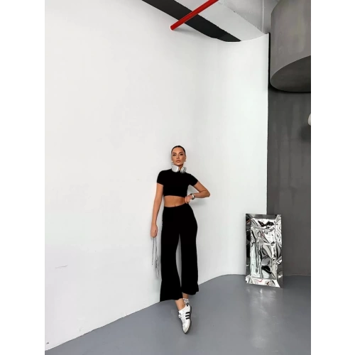 Osy Modal Yumuşak Dokulu Kumaş Kısa Kollu Crop Alt ispanyol Paça Pantalon ikili Takım - Siyah