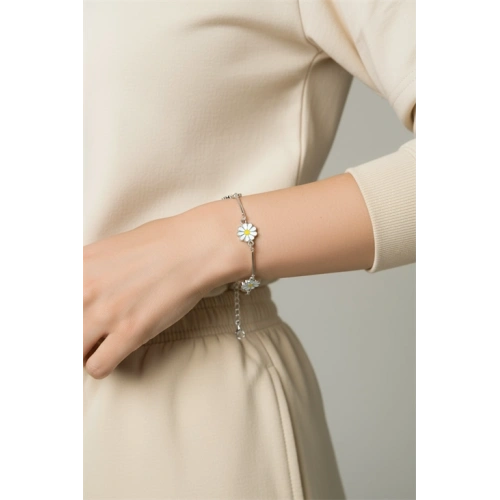 ÖZEL TASARIMLI PAPATYA DETAYLI GÜMÜŞ KAPLAMALI BİLEKLİK