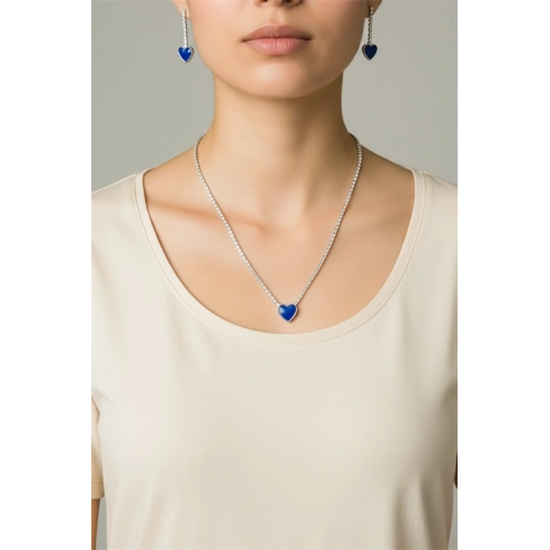 ÖZEL TASARIMLI STRAS TAŞLI KALP DESENLİ GÜMÜŞ KAPLAMALI SU YOLU KOLYE KÜPE SET