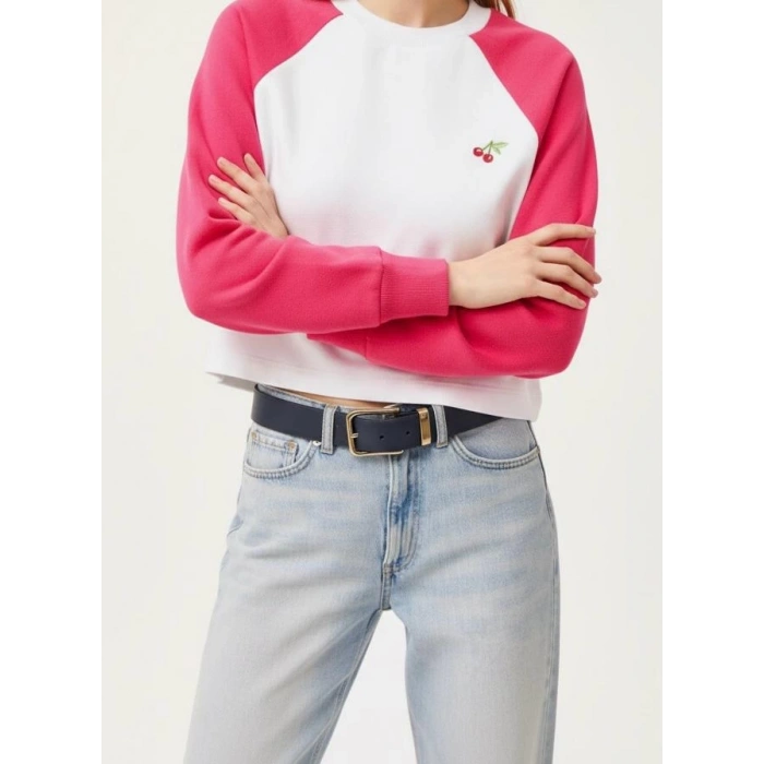 Sıcak Tutan Kışlık | Kadın Kiraz Nakışlı Pembe Beyaz 3 İplik Şardonlu Reglan Kol Sweatshirt