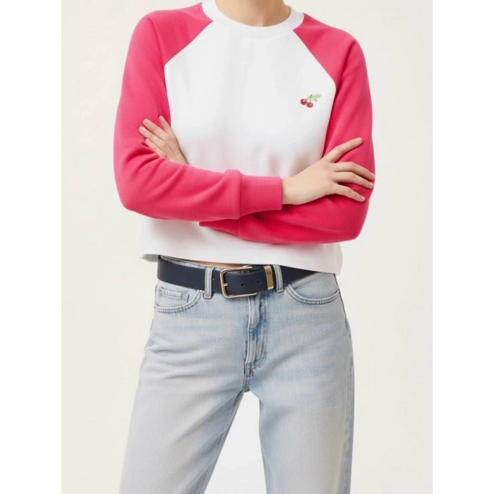 Sıcak Tutan Kışlık | Kadın Kiraz Nakışlı Pembe Beyaz 3 İplik Şardonlu Reglan Kol Sweatshirt