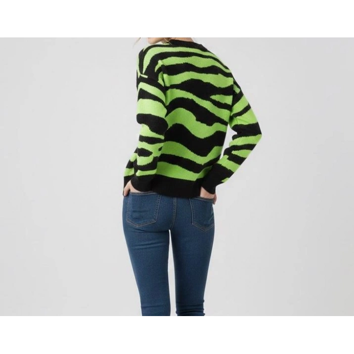 Kadın Kışlık Neon Yeşil Siyah Zebra Desenli Kazak Triko Konforlu Rahat Kalıp