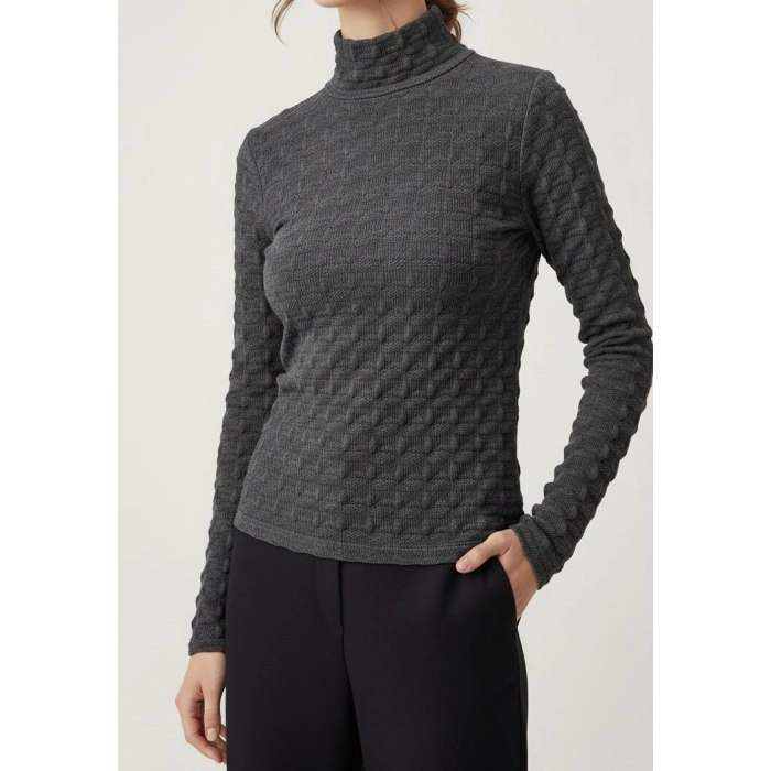 Sıcak Tutan Kışlık | Gri Desenli Kadın Yarım Balıkçı Yaka Triko Kazak