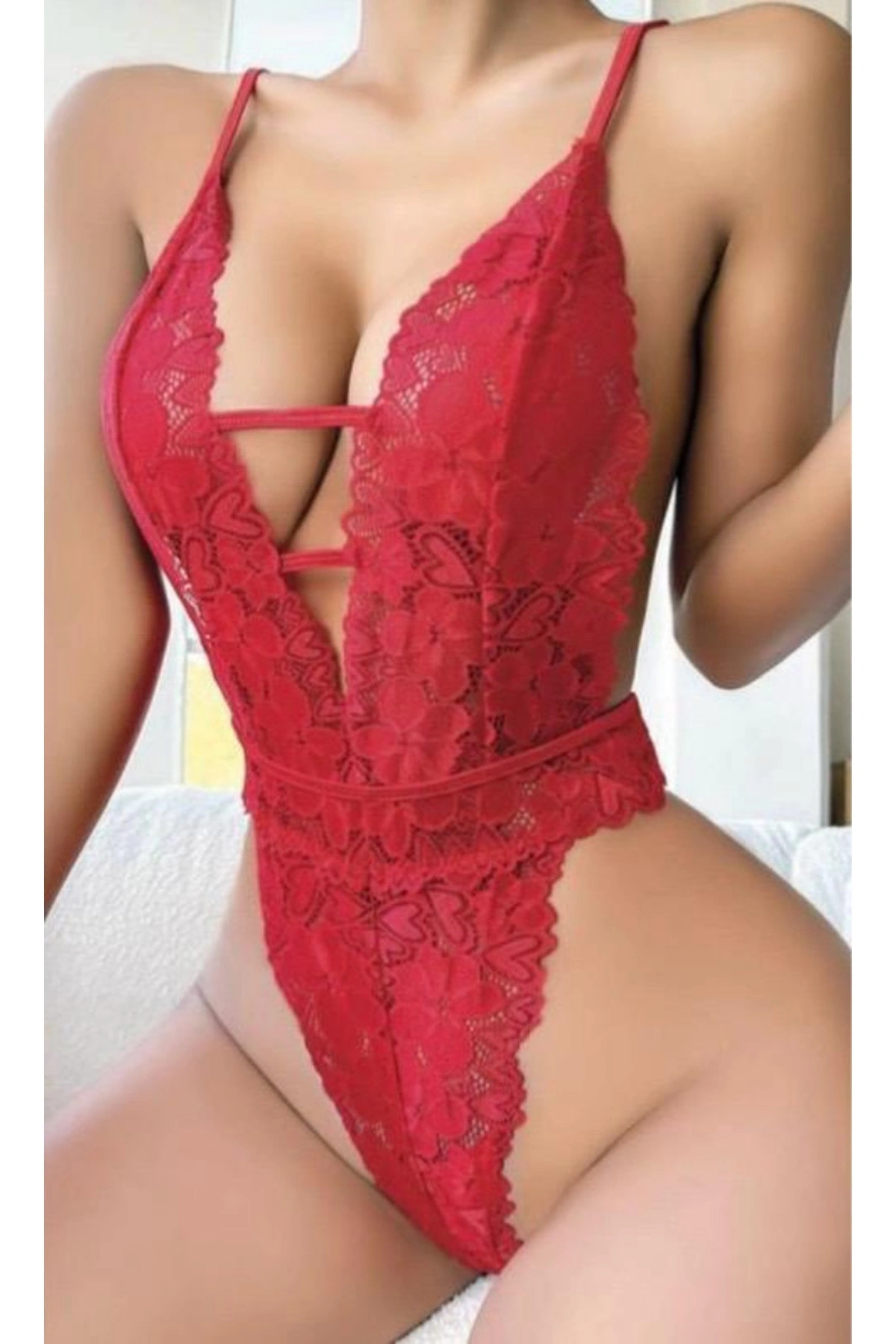 Kırmızı Dantel Detaylı Kadın Bodysuit