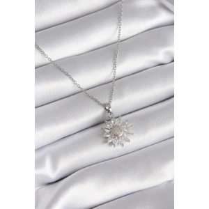 316L Çelik Gümüş Renk Papatya Model Kadın Kolye