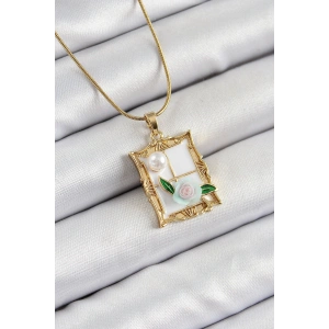 316L Çelik Zincir Beyaz Sanatsal Portre İnci Detaylı Gül Figürlü Model Gold Renk Kadın Kolye