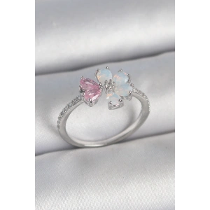 Pirinç Gümüş Renk Beyaz Mineli Pembe Zirkon Taşlı Çiçek Model Kadın Yüzük