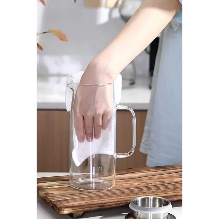 Borosilikat Cam Sürahi 1800ml Isıya Dayanıklı Metal Kapaklı Filtreli Başucu Meşrubat Su Sürahisi