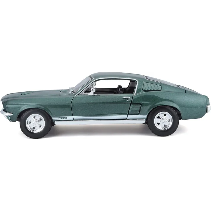 MAISTO 1967 FORD MUSTANG GTA FASTBACK (1:18)