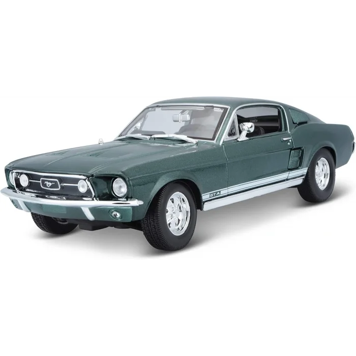 MAISTO 1967 FORD MUSTANG GTA FASTBACK (1:18)