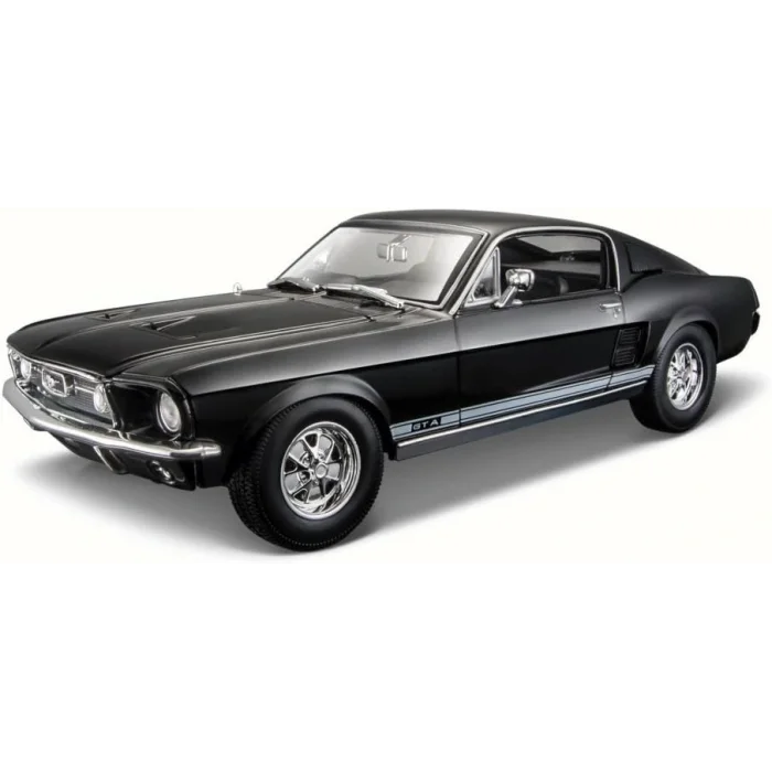 MAISTO 1967 FORD MUSTANG GTA FASTBACK (1:18)