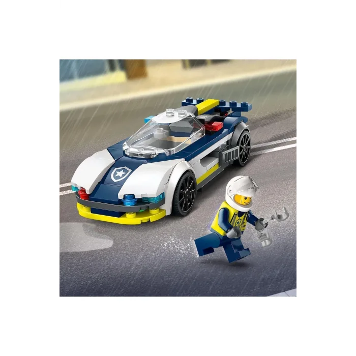 LEGO POLİS ARABASI VE SPOR ARABA TAKİBİ