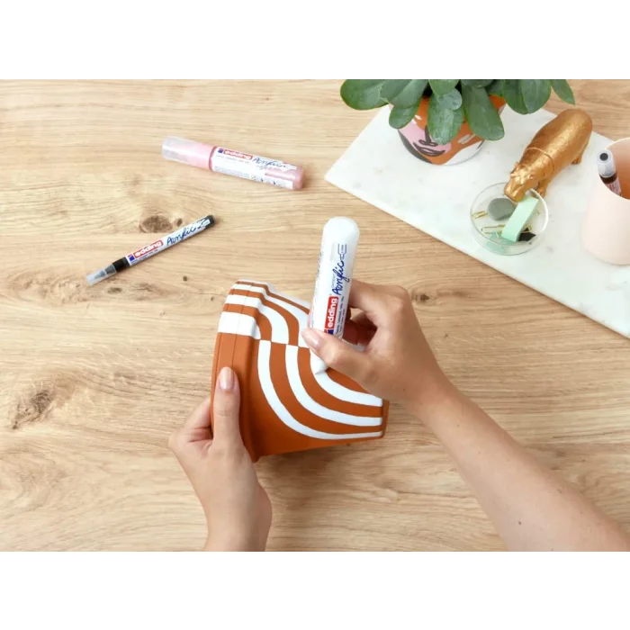 edding 5000 akrilik markör geniş - altın - 1 su geçirmez akrilik markör - kesik ucu 5-10 mm