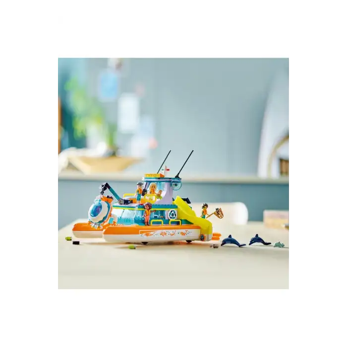 LEGO SEA RESCUE BOAT