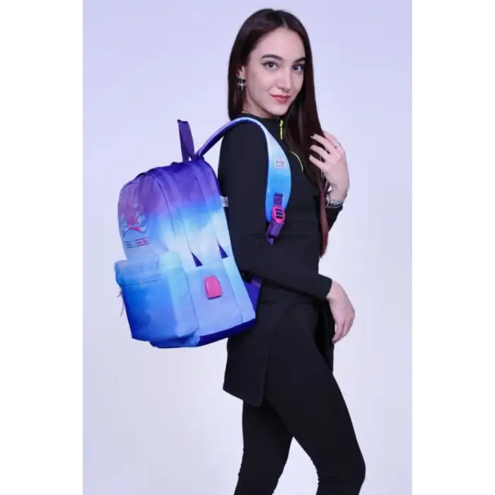 CORAL HIGH MOR MAVİ RENK GEÇİŞLİ ÜÇ BÖLMELİ USB ŞARJLI KULAKLIK ÇIKIŞLI OKUL SIRT ÇANTASI 23425