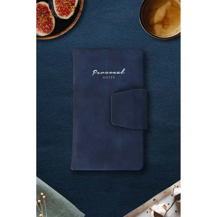 VICTORIAS JOURNALS SERT KAPAK MIKNATISLI CEP DEFTERİ 9,6X16,6 CM 96 YAP. 80 GR. ÇİZGİLİ
