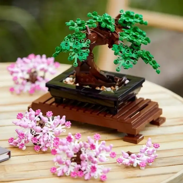 LEGO® ICONS Bonsai Ağacı 10281 - Yetişkinler İçin Bitki Figürü İçeren Sergilenebilir Yaratıcı Model Yapım Seti (878 Parça)
