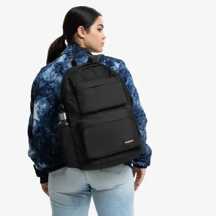 EASTPAK PADDED DOUBLE BLACK SIRT ÇANTASI