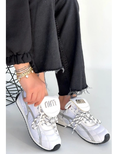 Dissa Beyaz Cilt Bağcıklı Paraşüt Detaylı Spor Ayakkabı