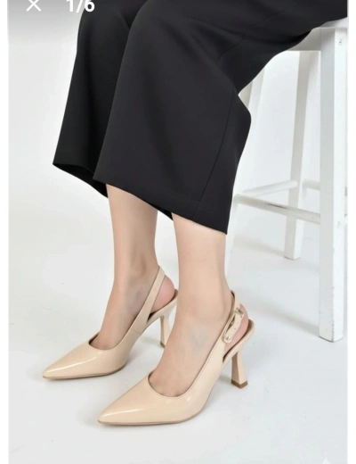 Hies Bej Rugan Topuklu Ayakkabı