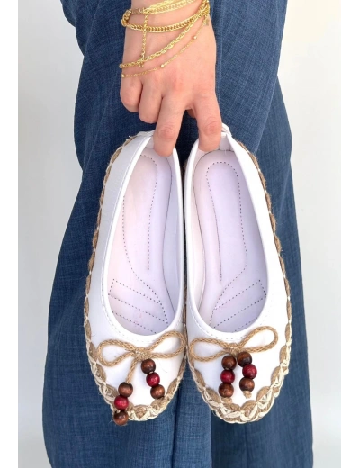 Ilwe Beyaz Cilt Babet Ayakkabı