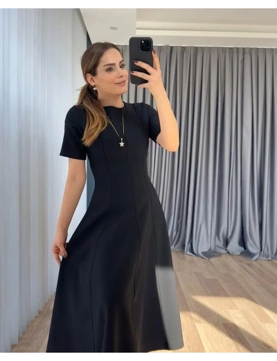 Kadın Kısa Kollu Bisiklet Yaka Maksi Boy Ithal Krep Elbise