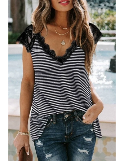 Kadın Kısa Kollu V Yakalı Dantelli Süprem Bluz