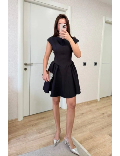 Kadın Sırt dekolteli Çan Detaylı Mini Elbise - Siyah