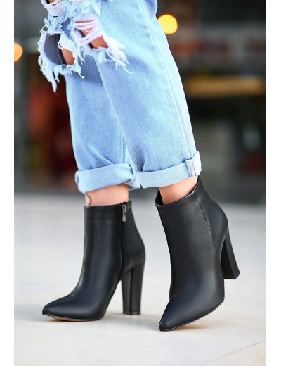 Loora Siyah Cilt Topuklu Bot