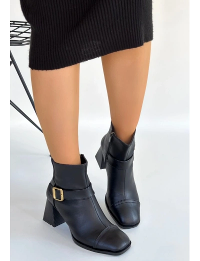 Mejjo Siyah Cilt Topuklu Bot