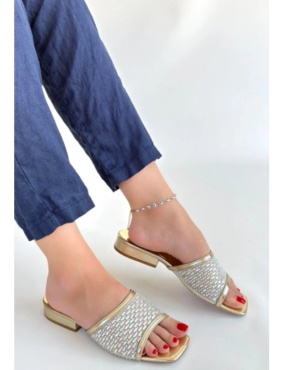 Ortu Gold Cilt İşlemeli Terlik