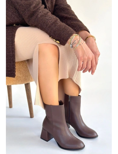 Tendy Kahverengi Cilt Topuklu Bot