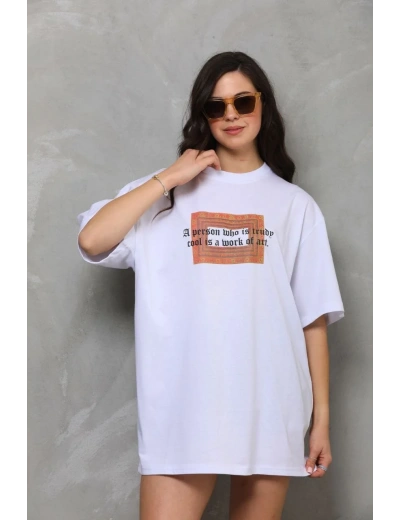 kadın Bisiklet Yaka Baskılı Oversize T-Shirt - Beyaz