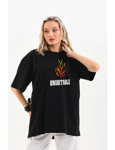 kadın Bisiklet Yaka Baskılı Oversize T-Shirt - Siyah