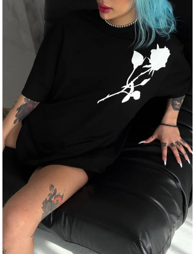 kadın Bisiklet Yaka Baskılı Oversize T-Shirt - Siyah