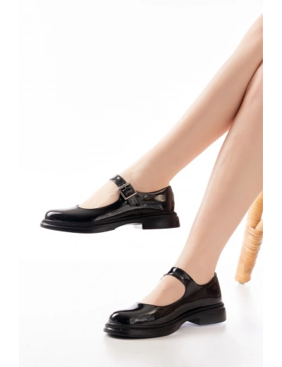 YSN-4444 Siyah Rugan Günlük Bayan Ayakkabı