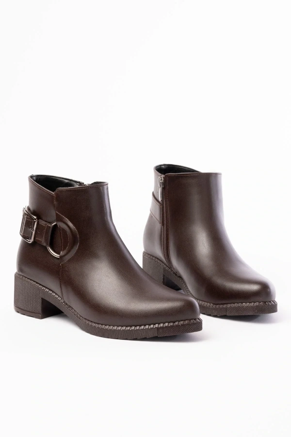 270-3030 Kahverengi Toka Aksesuarlı Fermuarlı Günlük Kadın Bot